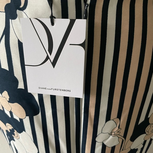 New Diane von Furstenberg Silk Striped Floral Dress - Picture 7 of 12